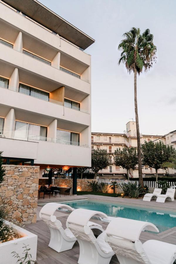 Instants Boutique Hotel (Adults Only) Cambrils Dış mekan fotoğraf